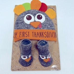 Baby Essentials My First Thanksgiving Hat & Socks Brand New